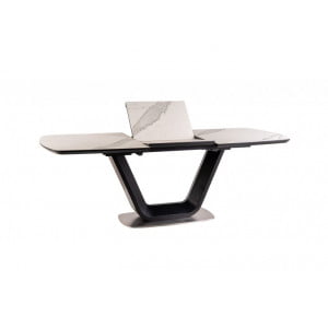 Moderna miza MANI 3 je dobavljiva v beli/črni mat barvi. Narejena je iz kaljenega stekla, kovine ter MDF-ja . Miza je kvalitetna ter stabilna in primerna za