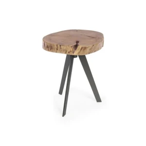 Klubska miza ARON D35 ima vrh iz lesa in jeklene noge. Oblike in velikosti, ki jih tvori les, so samo okvirne, izdelek se lahko razlikuje od slike. Dimenzije: